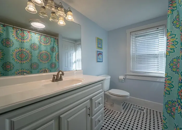 Apartment Ocean Block 7-11 Unit 1 *